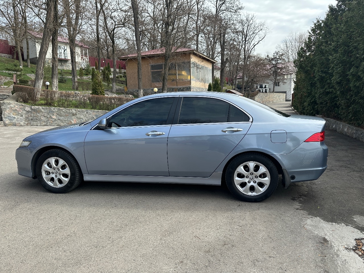 Honda Accord - фото 1