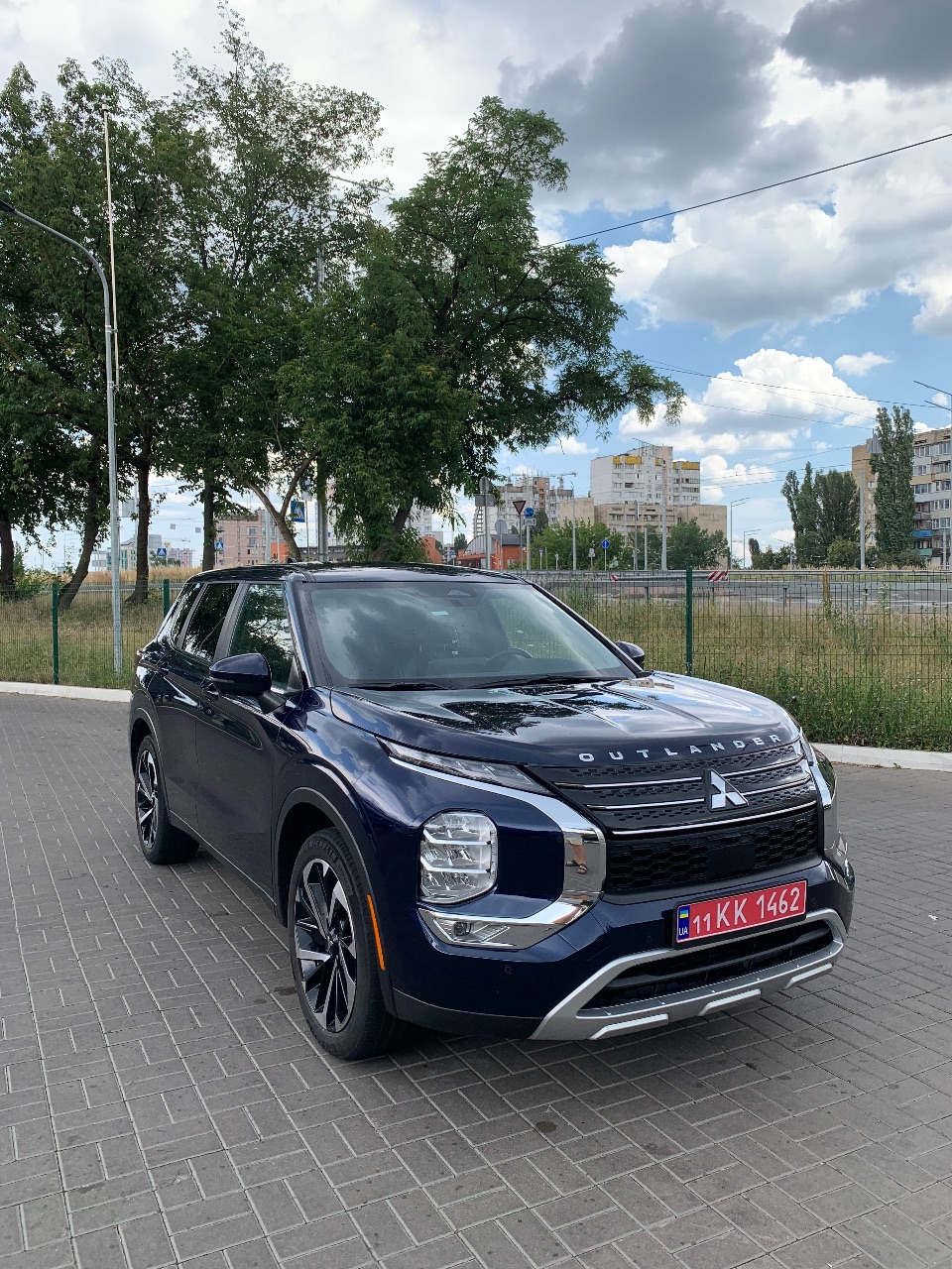 Mitsubishi Outlander - фото 3