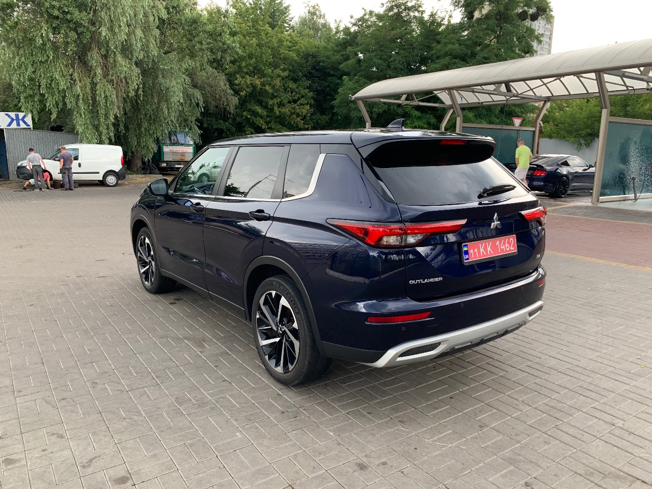 Mitsubishi Outlander - фото 4