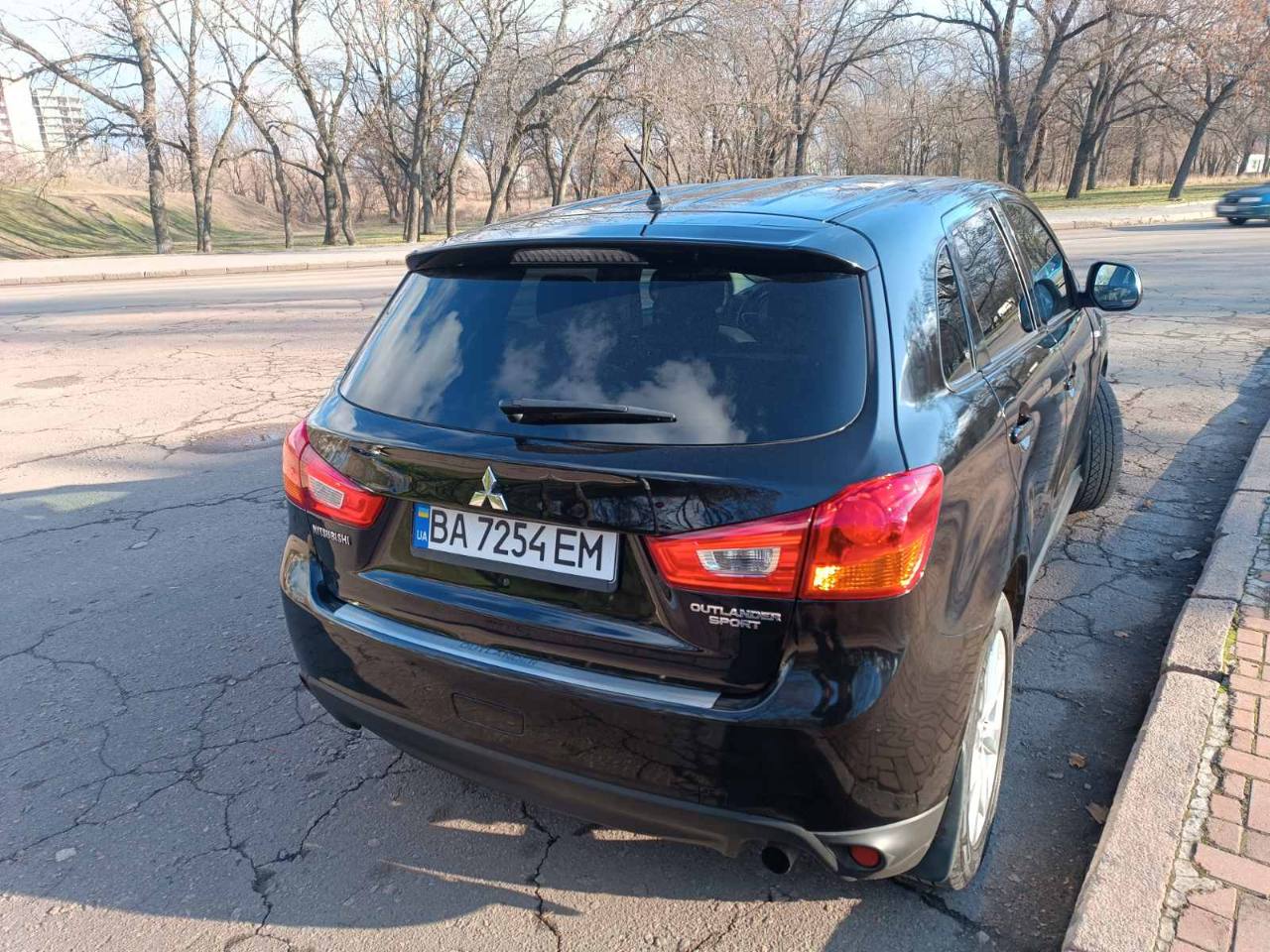 Mitsubishi Outlander Sport - фото 14