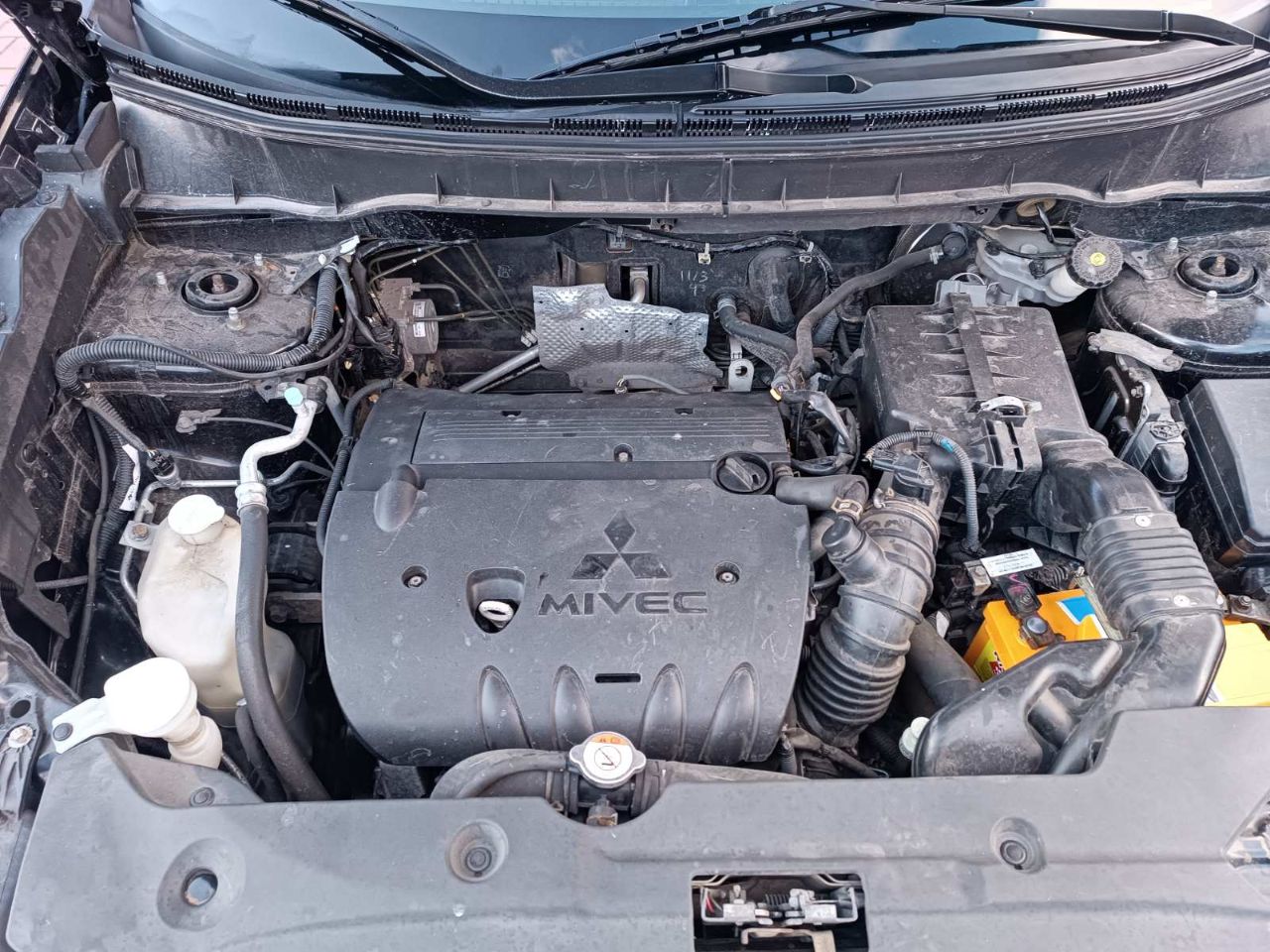 Mitsubishi Outlander Sport - фото 18