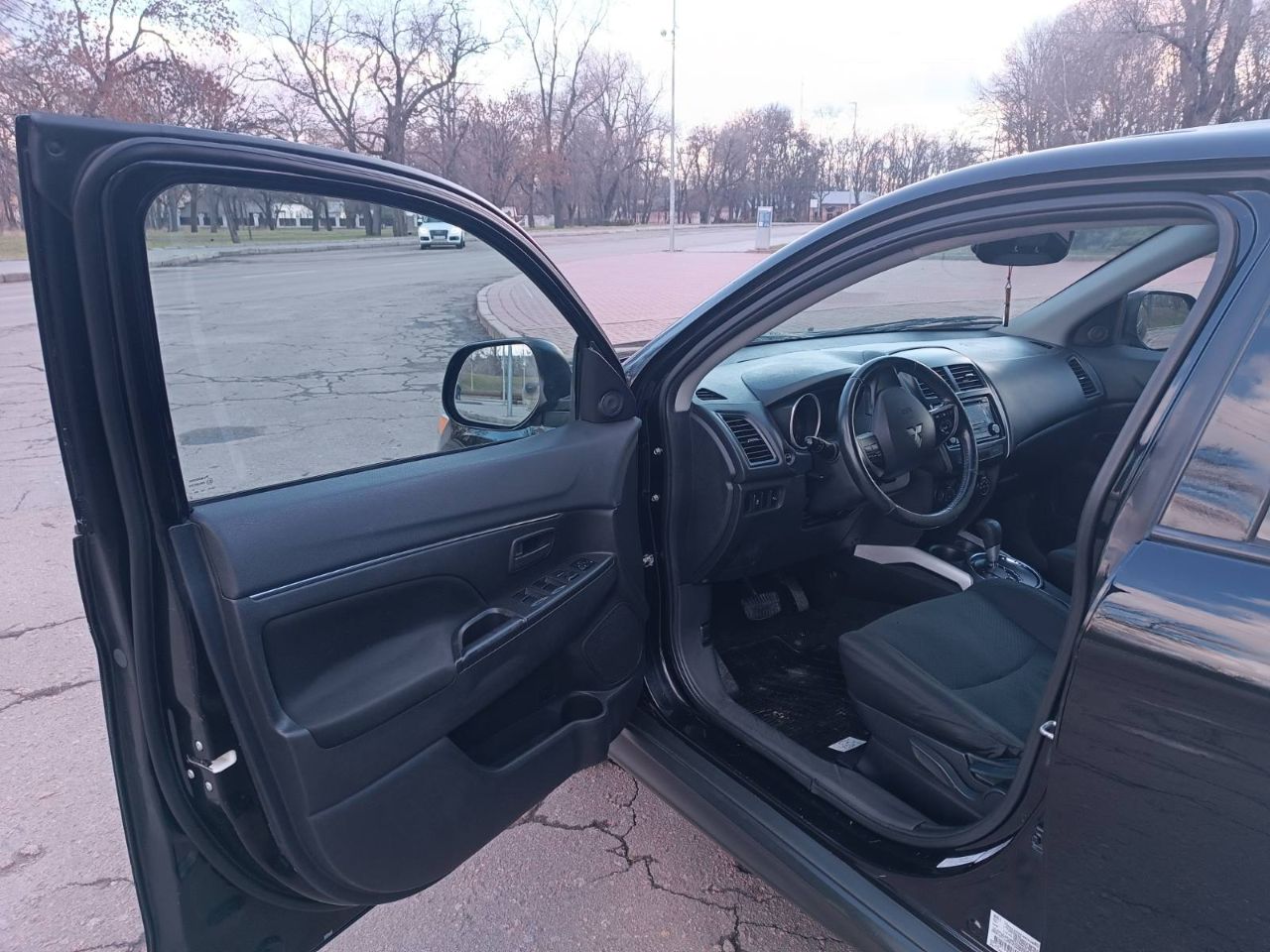 Mitsubishi Outlander Sport - фото 8