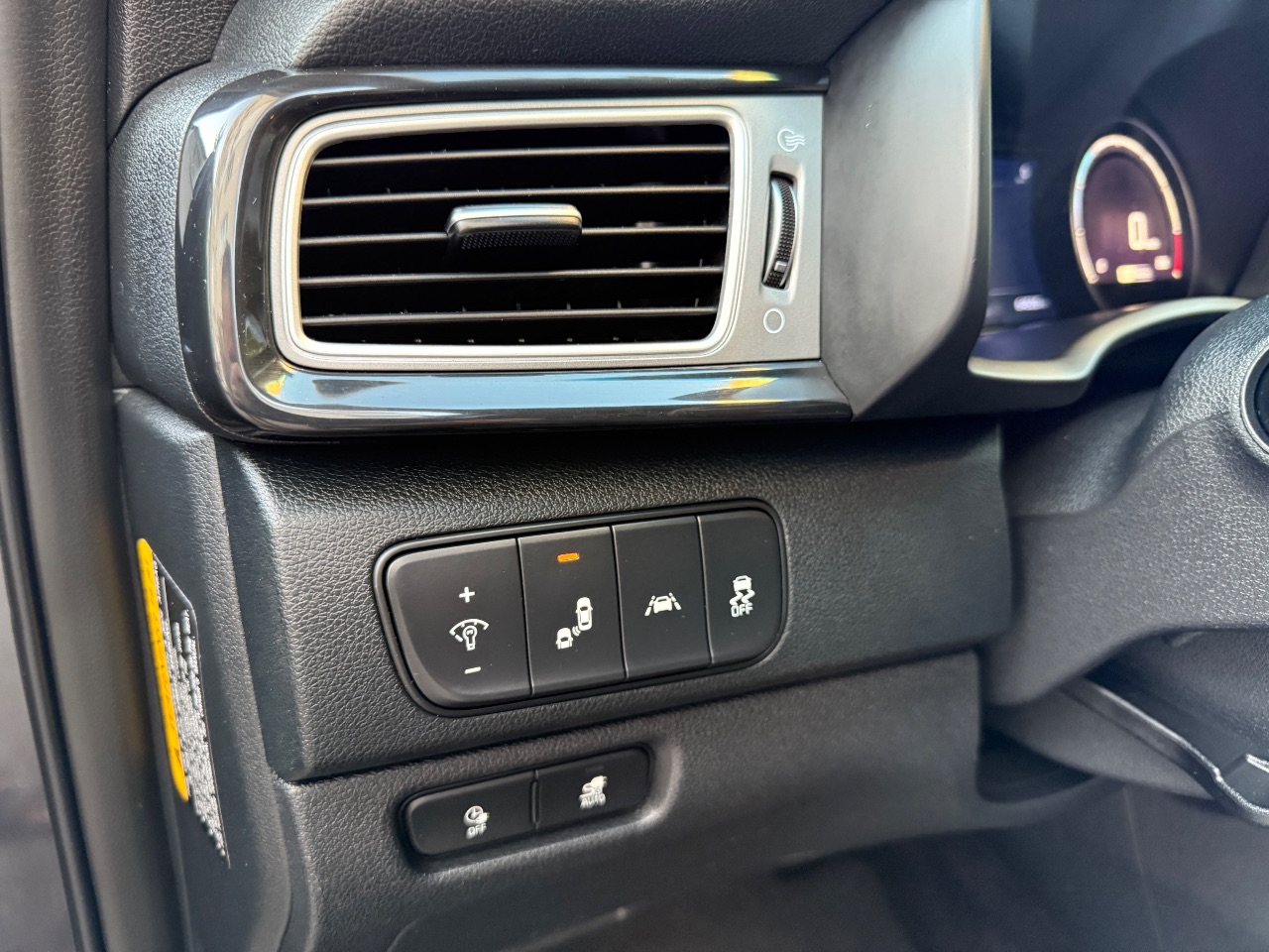 Kia Niro - фото 35