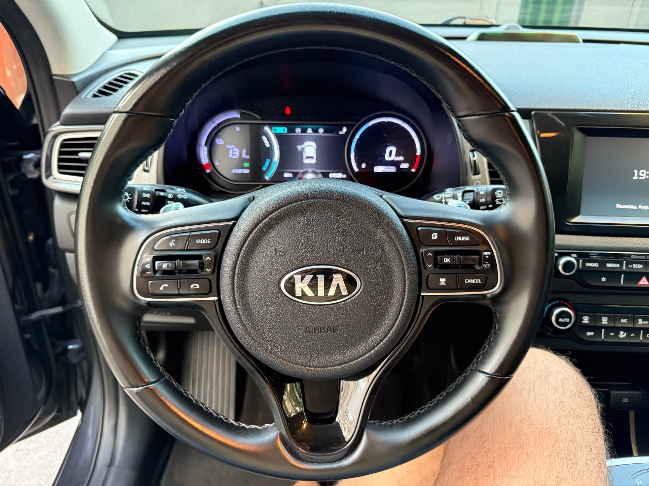 Kia Niro - фото 31