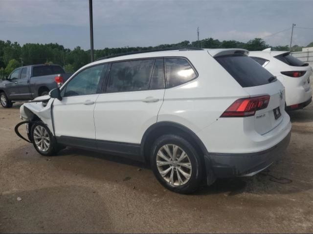 Volkswagen Tiguan - фото 4