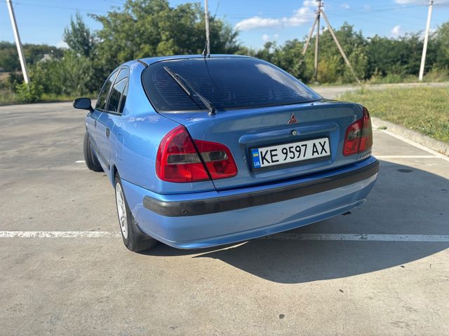 Mitsubishi Carisma - фото 3