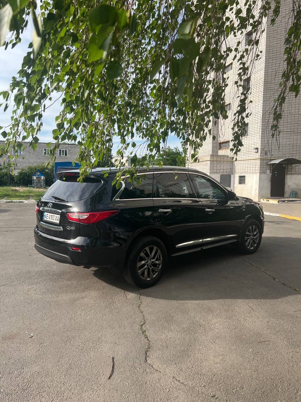 Infiniti QX60 - фото 3