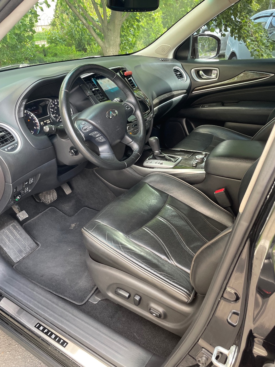 Infiniti QX60 - фото 7