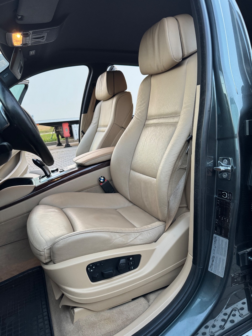 BMW X6 - фото 10