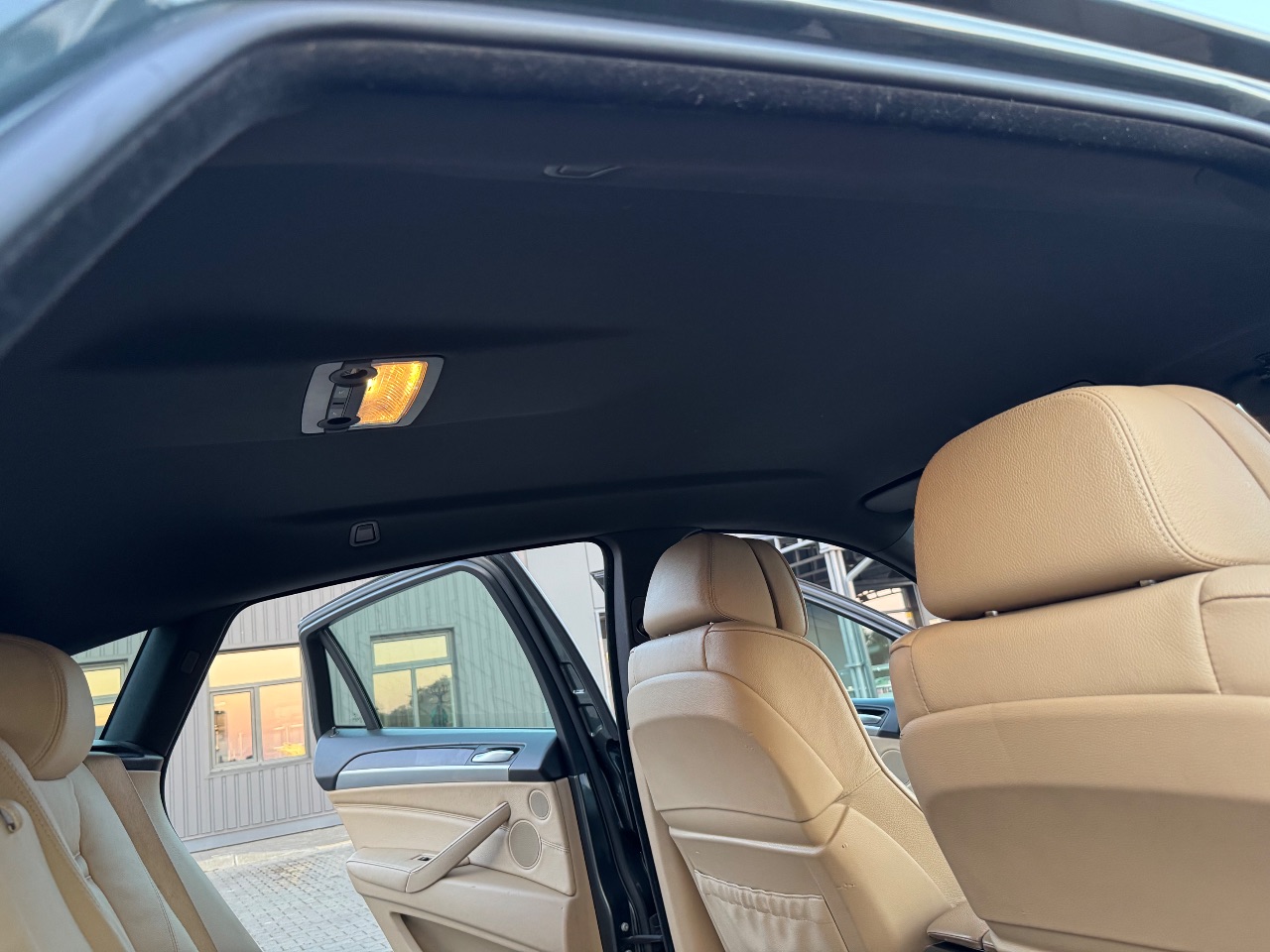 BMW X6 - фото 12