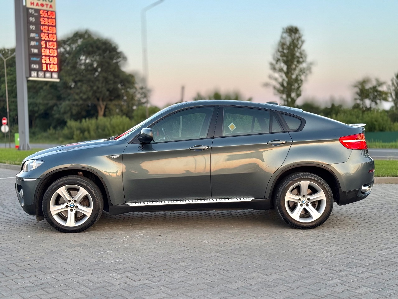 BMW X6 - фото 21