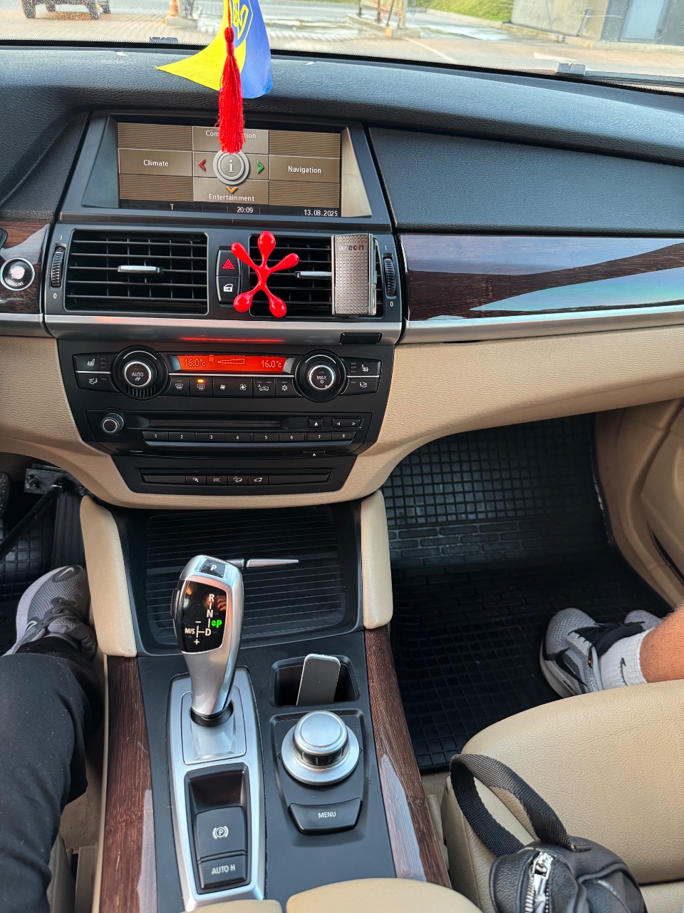 BMW X6 - фото 18