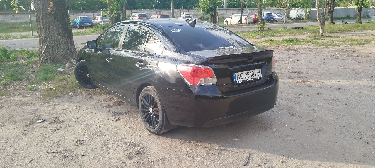 Subaru Impreza - фото 2