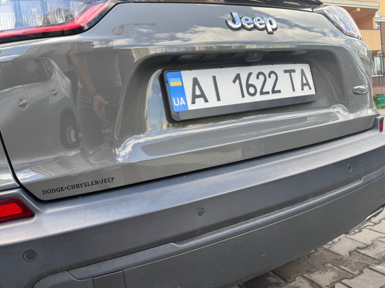 Jeep Cherokee - фото 18