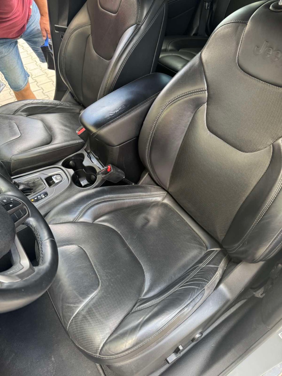 Jeep Cherokee - фото 6