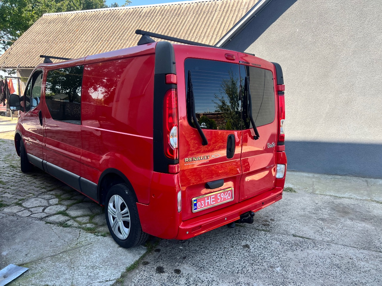 Renault Trafic - фото 10