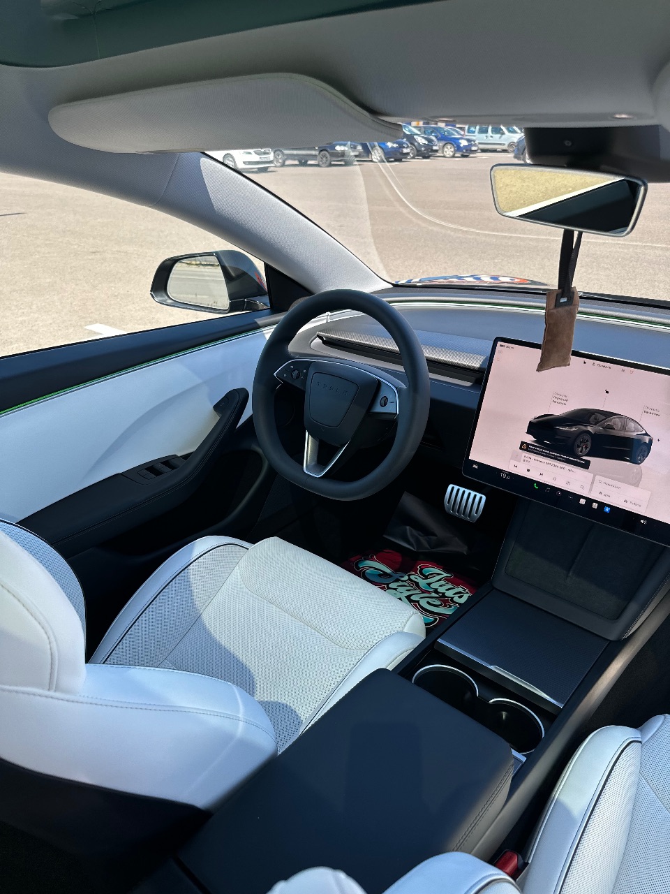 Tesla Model 3 - фото 16