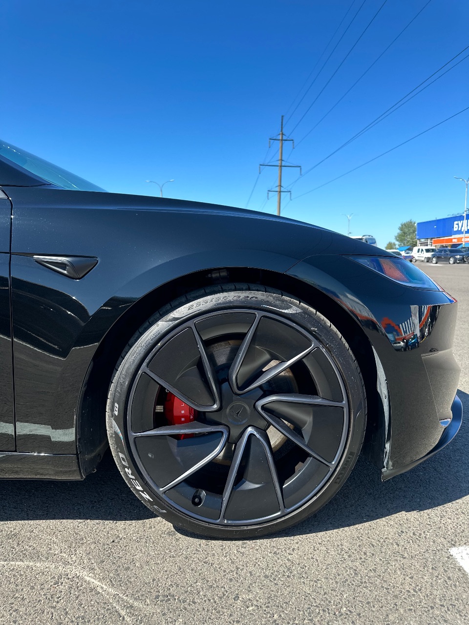 Tesla Model 3 - фото 14