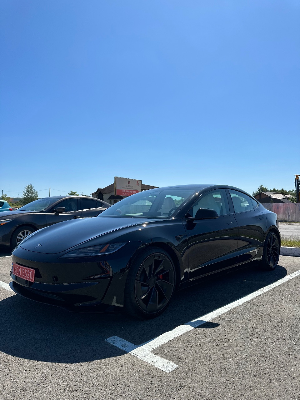 Tesla Model 3 - фото 5