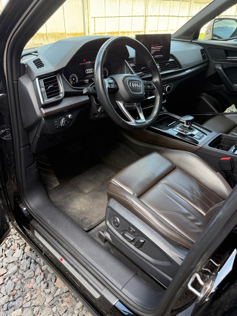 Audi Q5 - фото 17