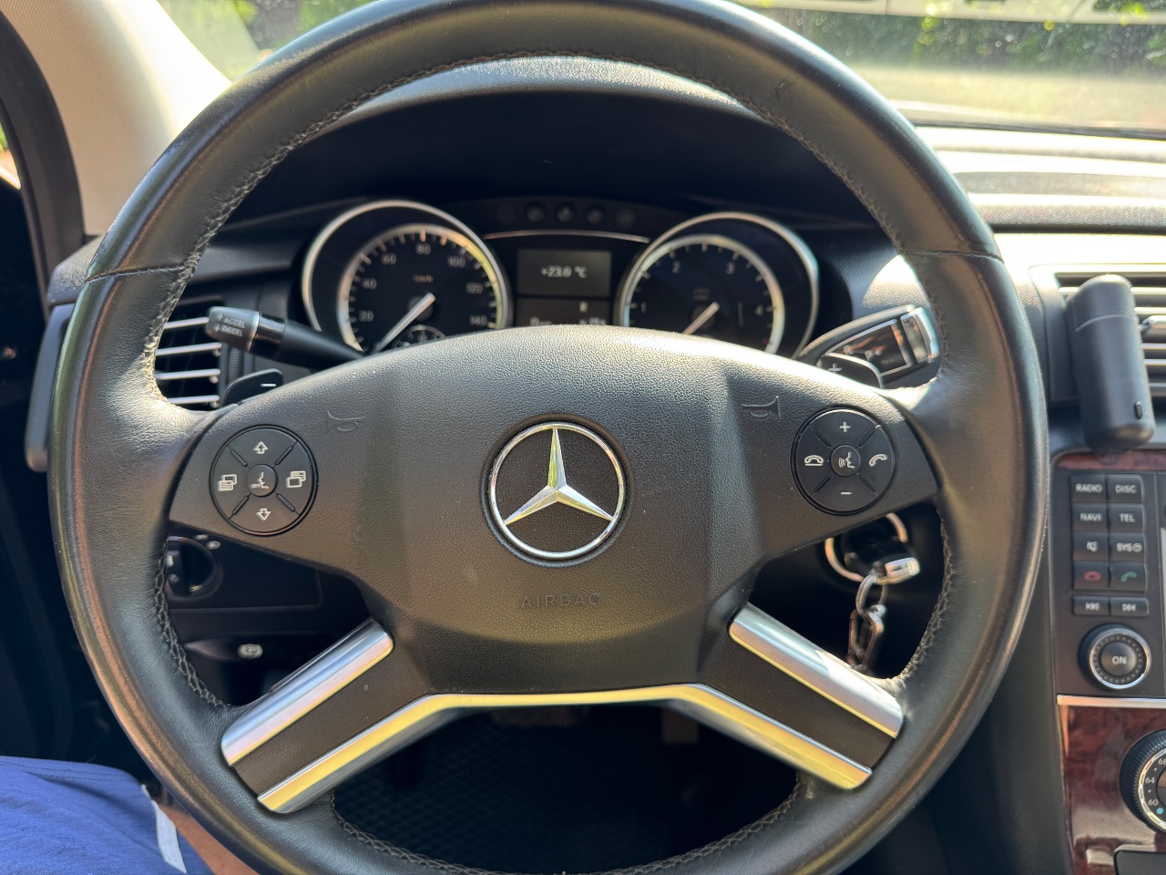 Mercedes-Benz R-Класс - фото 3