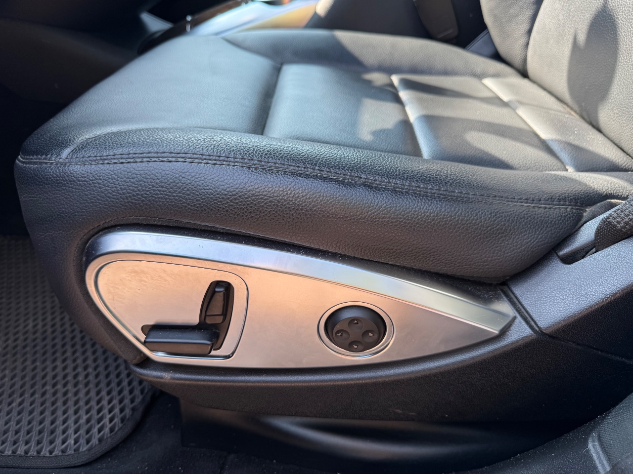 Mercedes-Benz R-Класс - фото 8