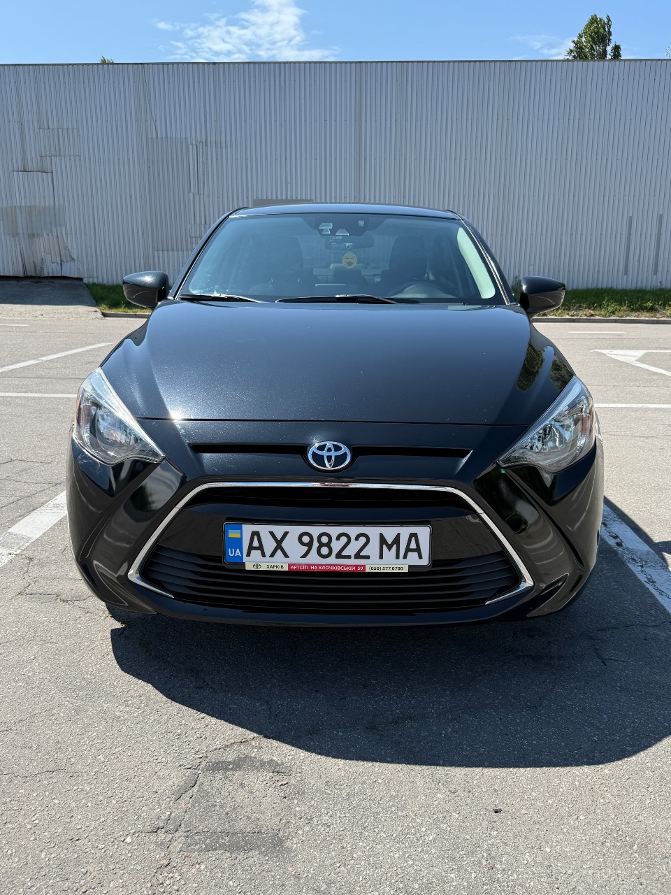 Toyota Yaris - фото 2