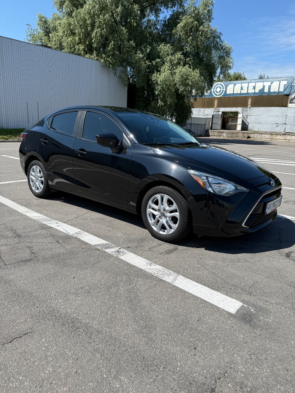 Toyota Yaris - фото 1