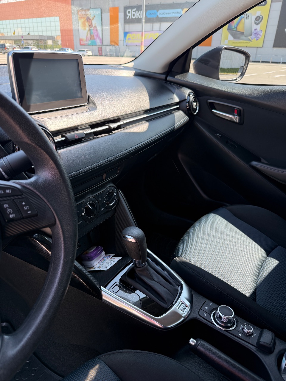 Toyota Yaris - фото 27