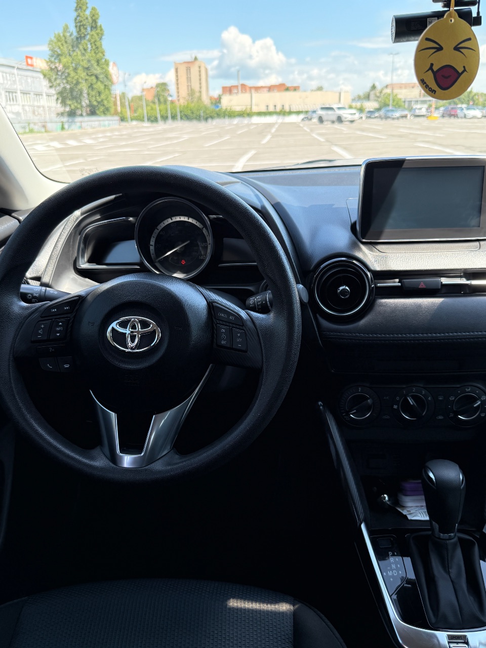 Toyota Yaris - фото 30