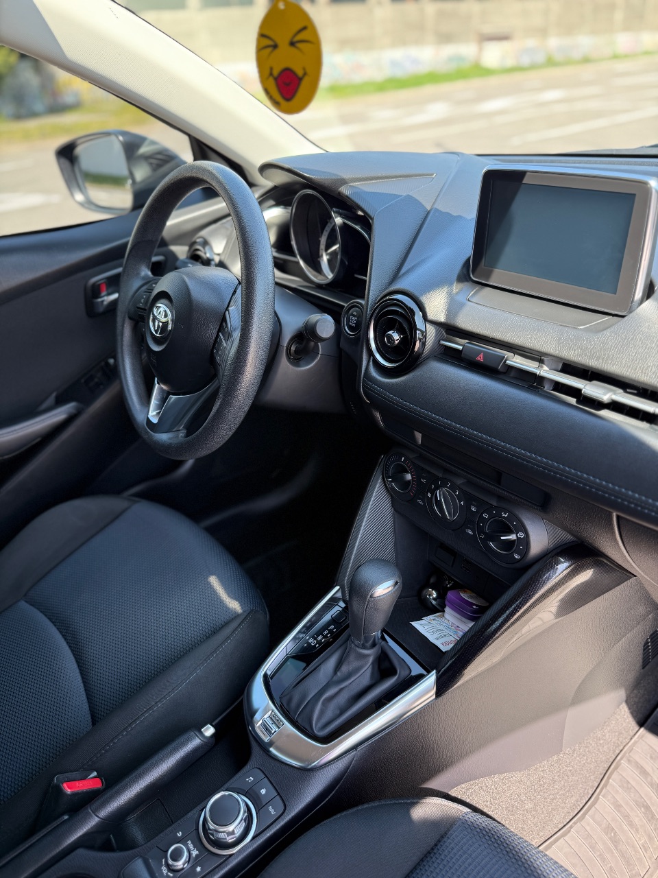 Toyota Yaris - фото 23