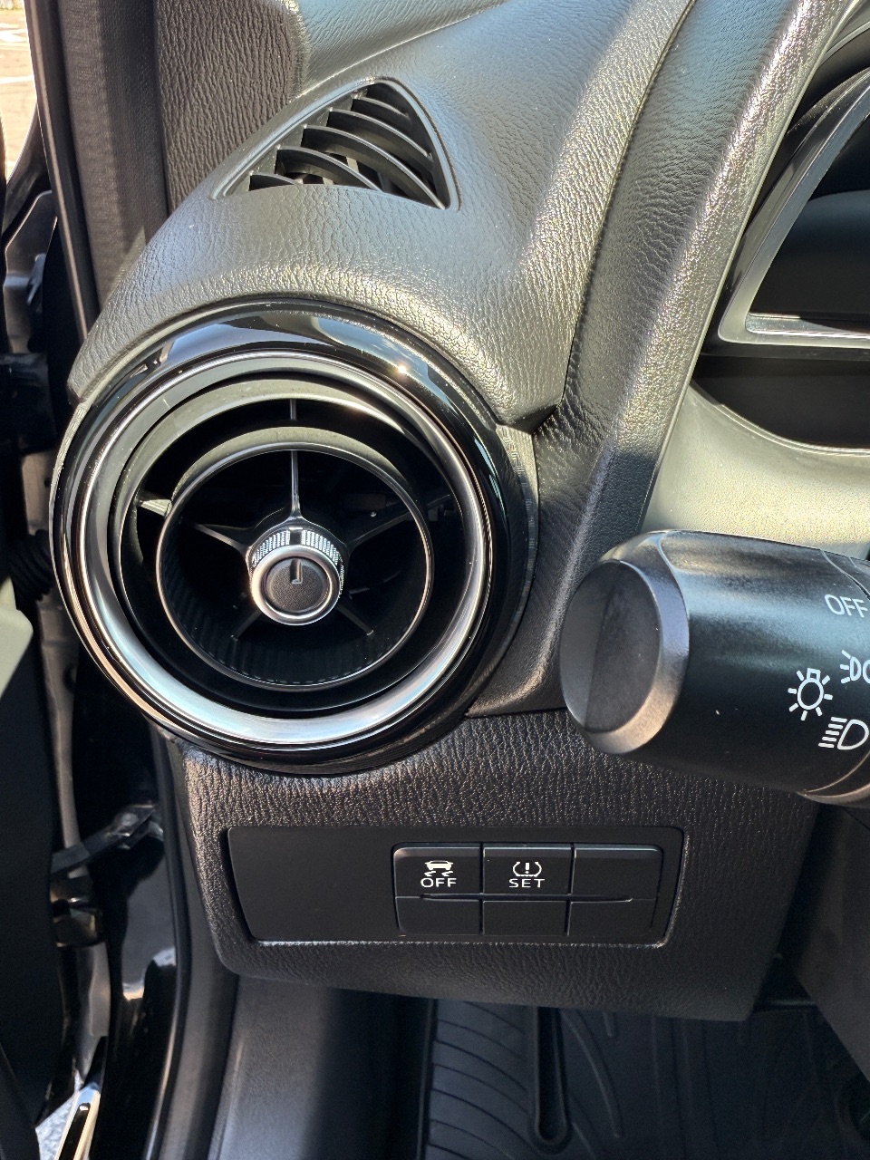 Toyota Yaris - фото 29