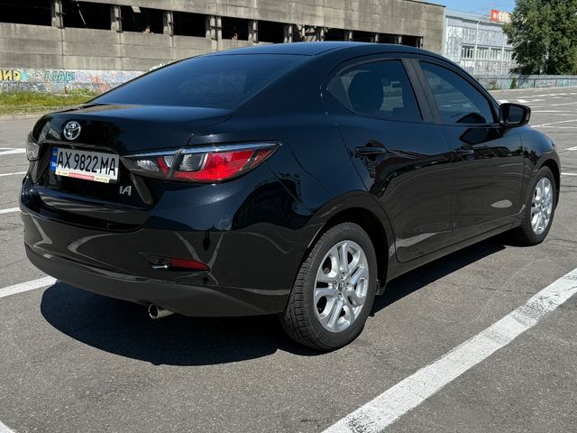 Toyota Yaris - фото 3