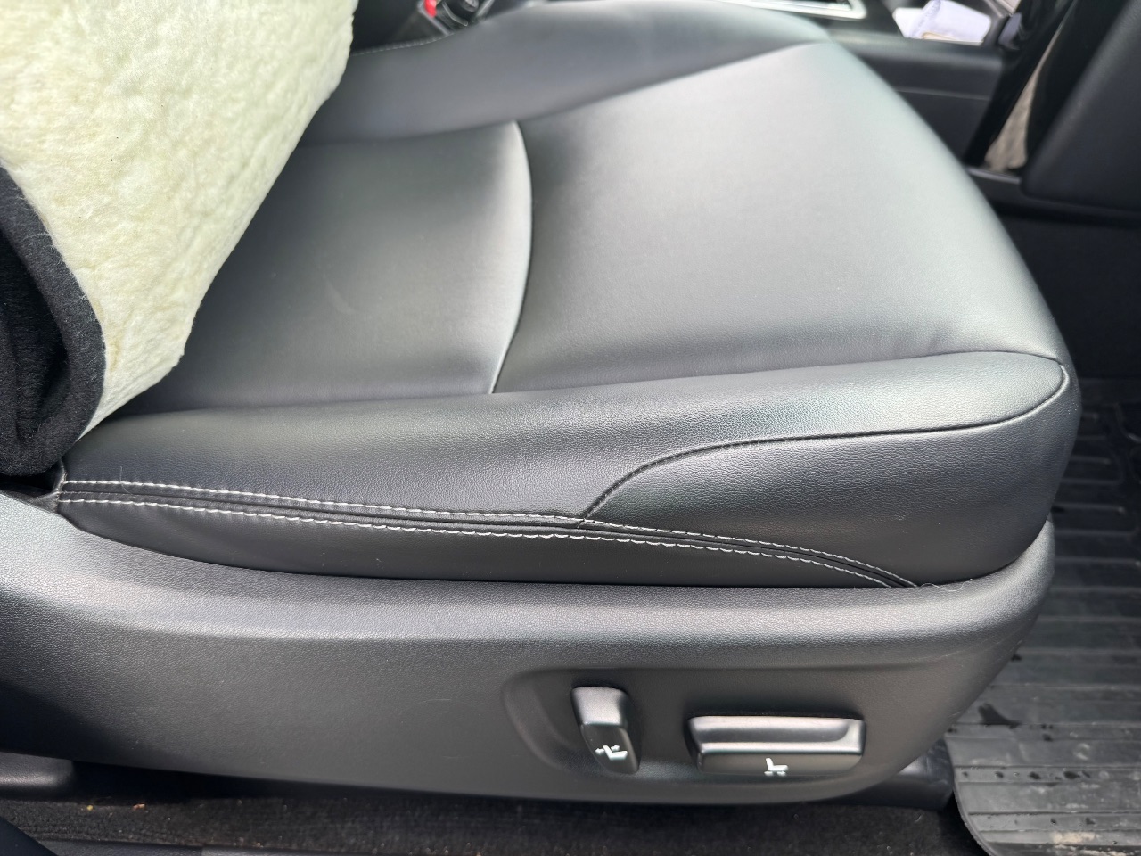 Toyota Land Cruiser Prado - фото 14