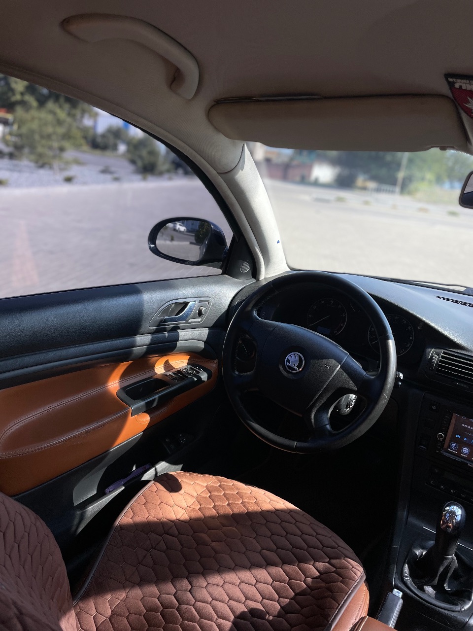 Skoda Superb - фото 9