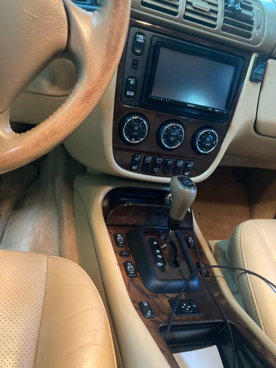 Mercedes-Benz M-Класс - фото 8