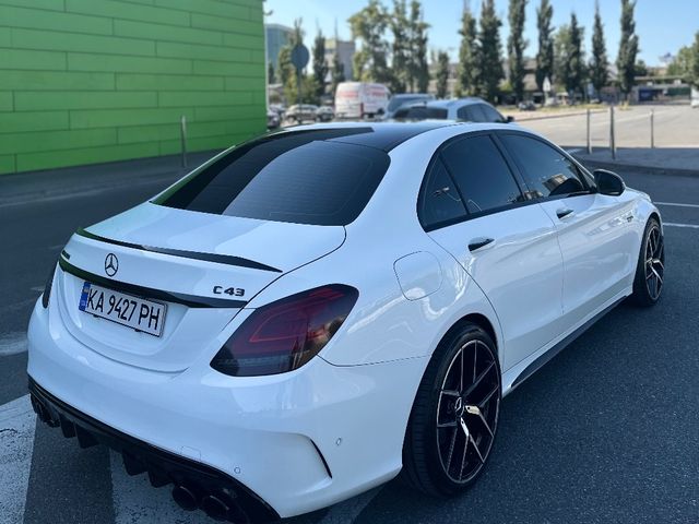Mercedes-Benz C-Класс AMG - фото 3