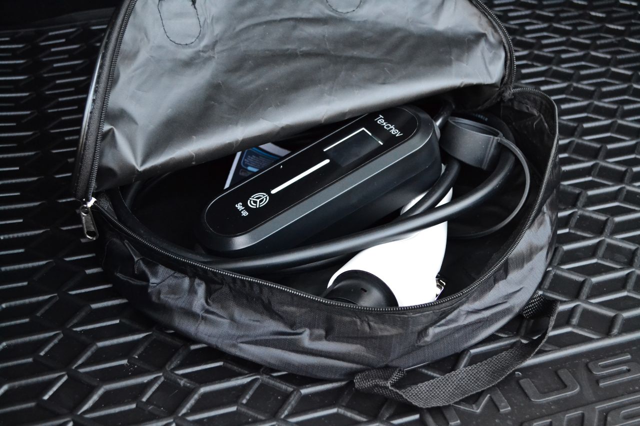 Ford Mustang Mach-E - фото 24