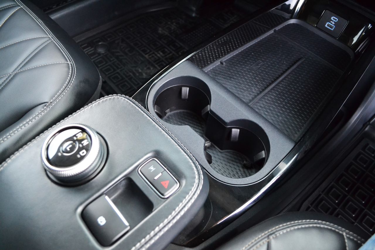 Ford Mustang Mach-E - фото 21