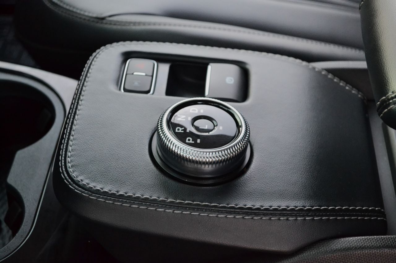 Ford Mustang Mach-E - фото 23