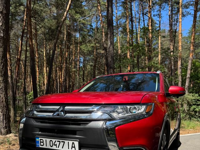 Mitsubishi Outlander 2017, Полтава, $16 500 - зображення 1