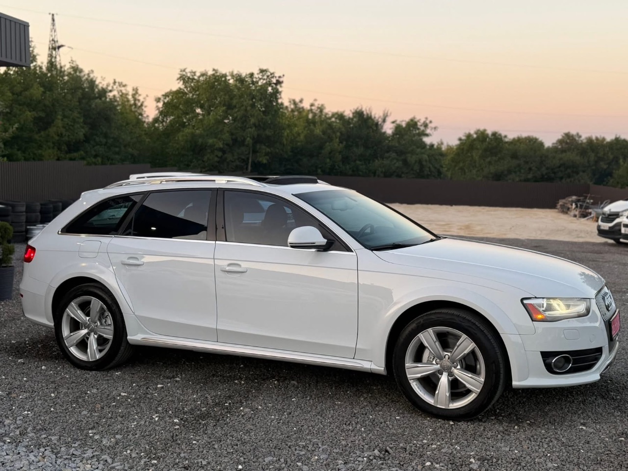Audi A4 allroad - фото 10