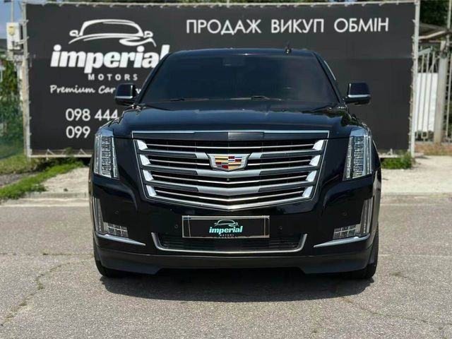 Cadillac Escalade - фото 3