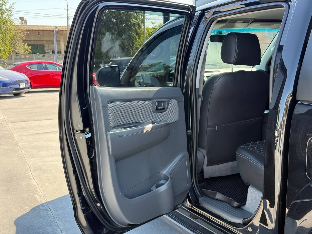 Toyota Hilux - фото 32