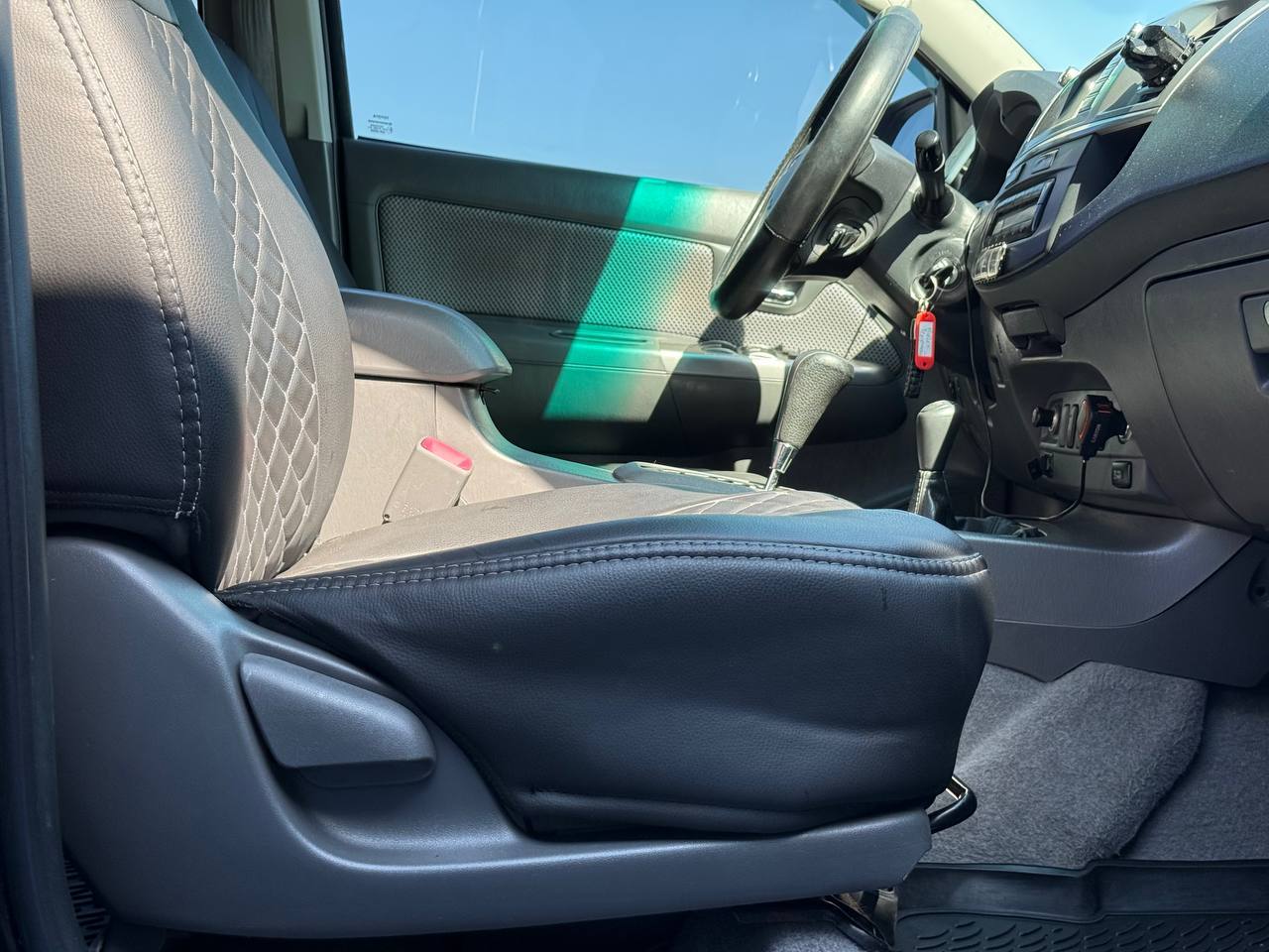 Toyota Hilux - фото 46
