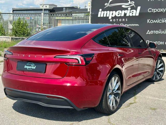 Tesla Model 3 - фото 5