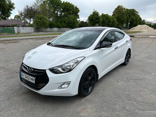 Hyundai Elantra - фото 5