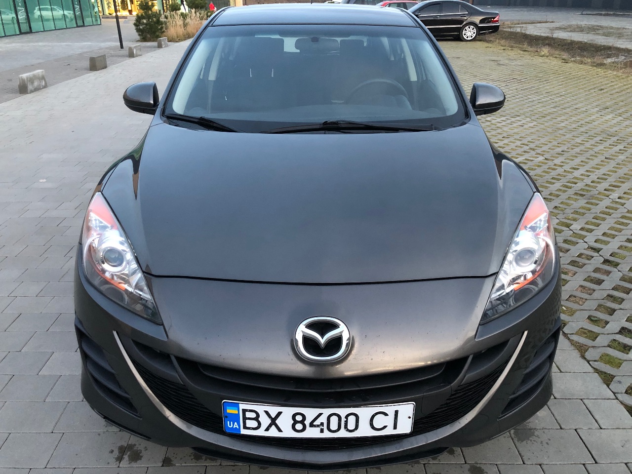 Mazda 3 - фото 7