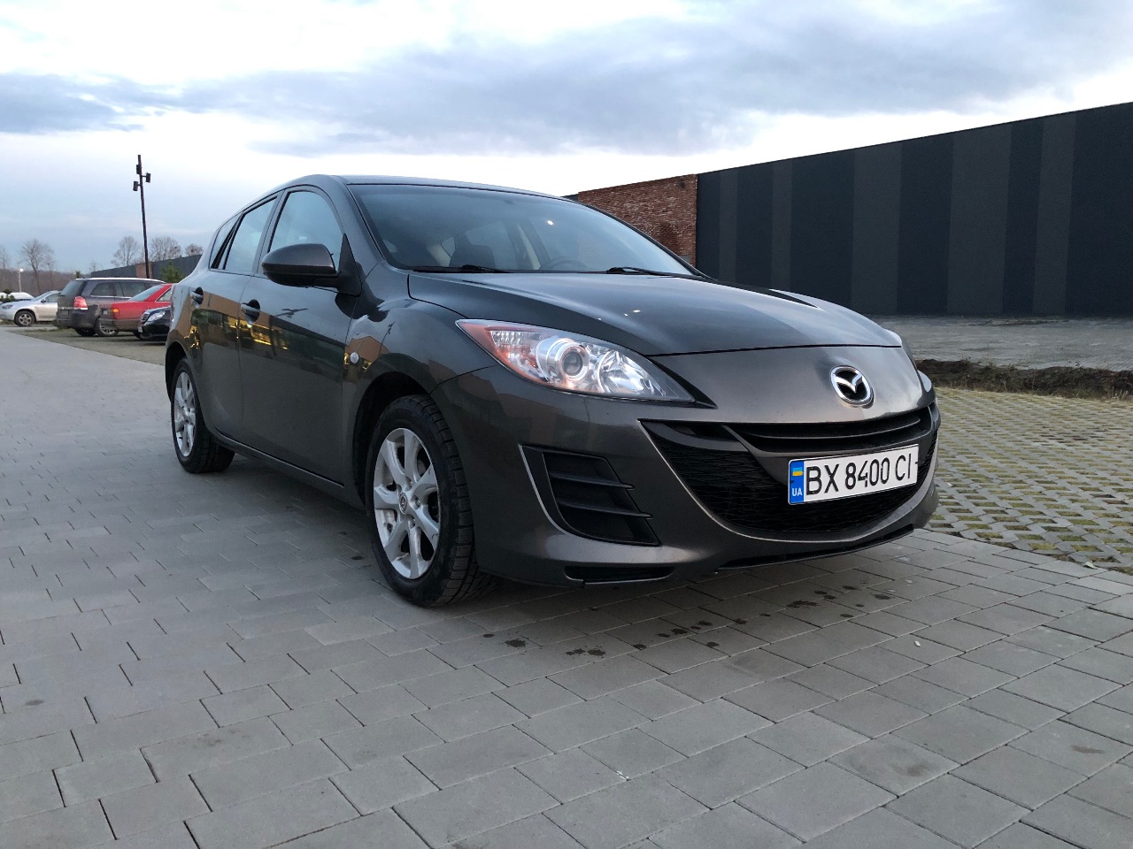 Mazda 3 - фото 3