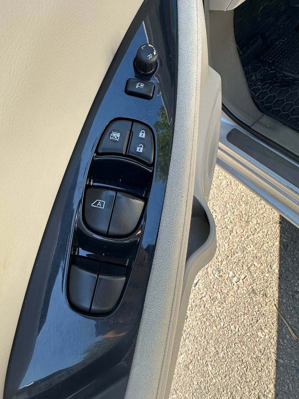 Nissan Leaf - фото 12